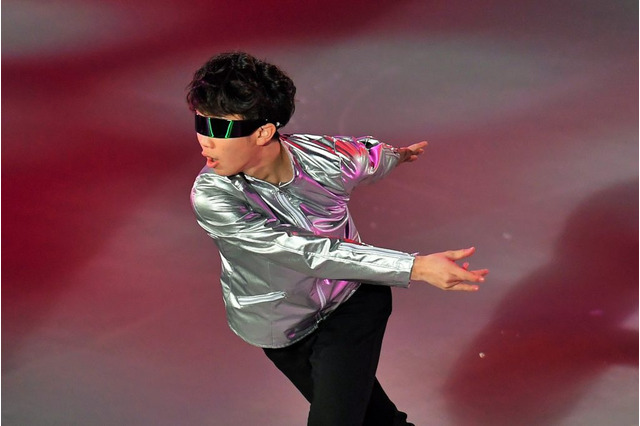 これで見納め！？友野一希がダフト・パンクに乗せてロボットダンスを披露 画像