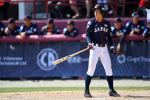 E-girls大好き小園海斗、「Diamond Only」でズムスタ入場！ 画像