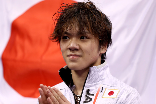 宇野昌磨、オフシーズン入りでゲーム満喫再開か…神妙な表情も「楽しんでいる顔」 画像