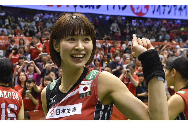 木村沙織の愛犬・まっくすのスイングに狩野舞子が「あたしよりフォーム綺麗」 画像