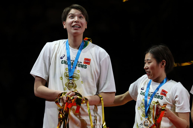 渡嘉敷来夢、28歳の誕生日にチームメイトから祝福　競技を越えた様々な選手からもメッセージ 画像