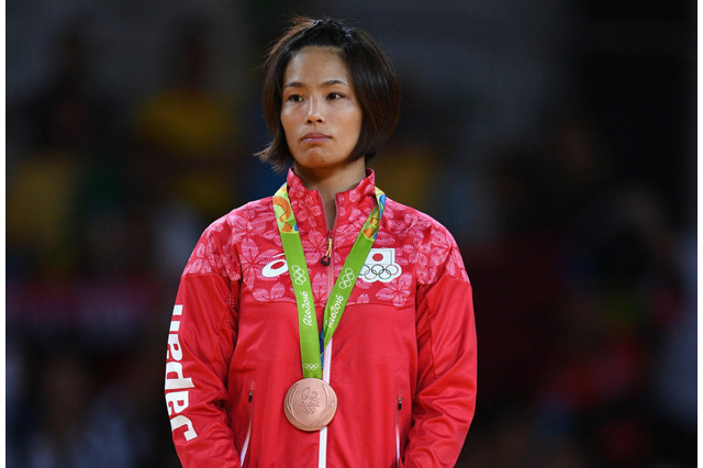 松本薫のアイスクリーム屋へ狩野舞子、八木かなえが来店　「ギルト（罪悪感）フリー」がテーマ 画像