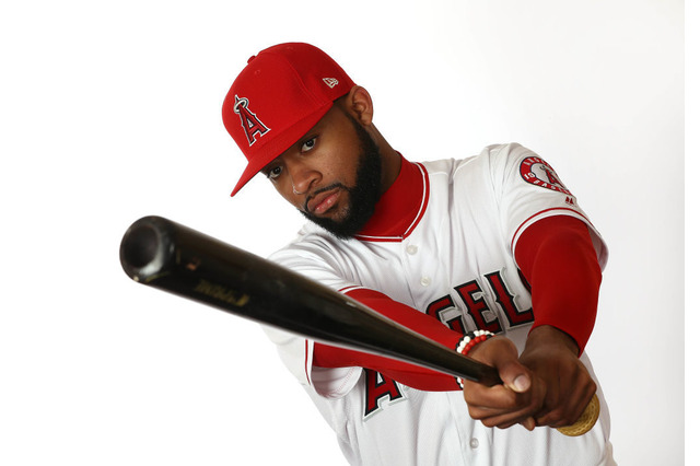 ジョー・アデル、東京ドームでエンゼルス帽子の少年とツーショット　有望株ランキングに名前を連ねるスター候補 画像