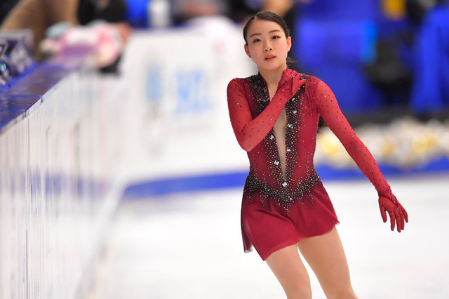 紀平梨花、イメージを変えた新衣装に注目が集まる　NHK杯ショートプログラムは2位発進 画像