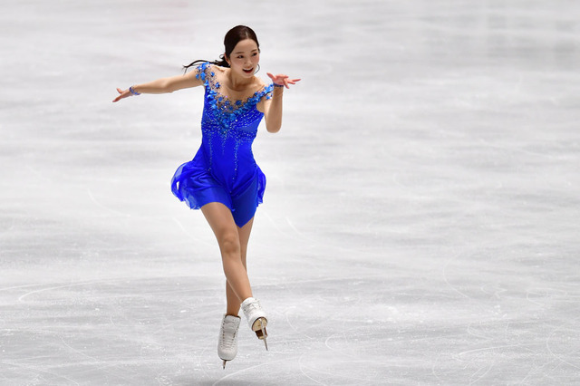 本田真凜「久しぶりに三姉妹揃いました」　失敗しても気持ちが折れなかった全日本には手応え 画像