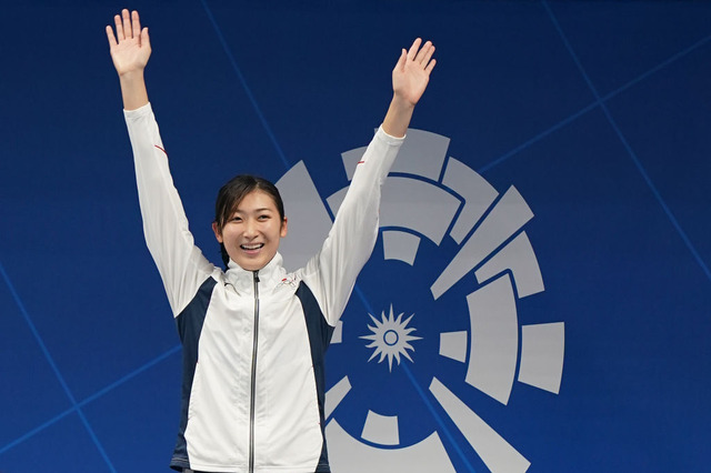 池江璃花子が東京海上日動を訪問、ボッチャも体験　明るい笑顔にファンからは安堵の声 画像