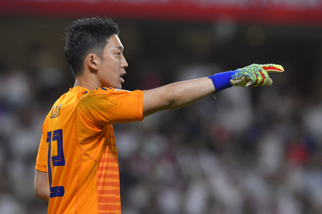 権田修一が「弟の代理」でバスケの試合に出場！見事なシュートを決める 画像