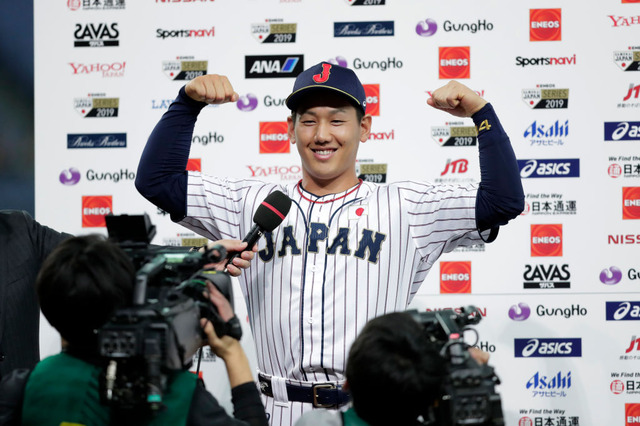 吉田正尚が後輩にTシャツを寄贈「前を向いてやっていきましょう」 画像