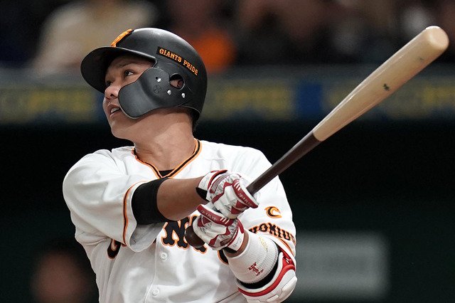 【NPB】巨人・坂本勇人が2000安打達成！　史上53人目、歴代2番目の若さでのスピード達成 画像