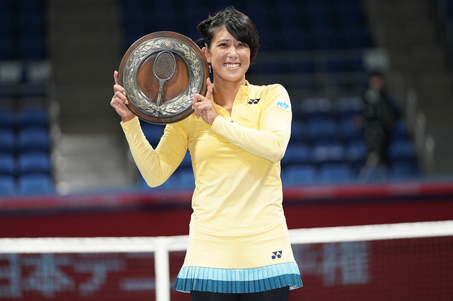 【テニス】最年長初優勝者・秋田史帆　「いつかは…」と信じ続けた全日本テニス選手権の栄冠 画像