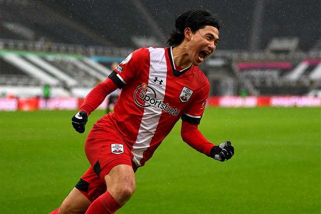 【サッカー】南野拓実、移籍後初先発初得点　スタメン定着へさっそくアピール 画像