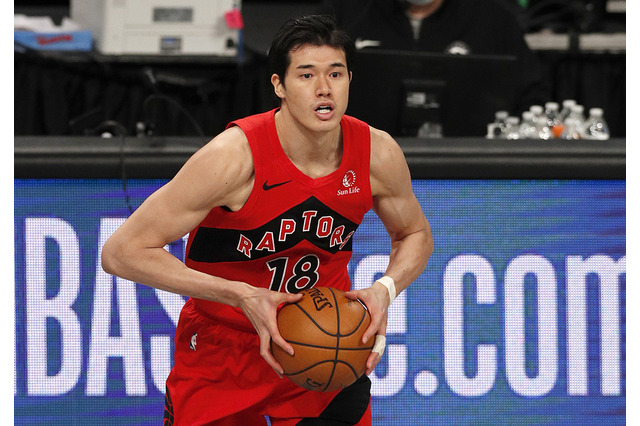 【NBA】渡邊雄太が5試合ぶりに出場 強豪バックス戦で勝利に貢献 画像