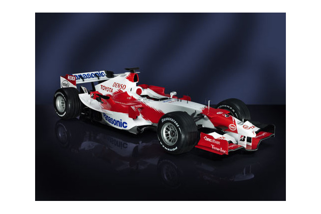TF106のシートに座れる「F1カー 乗り込み体験会」開催 画像