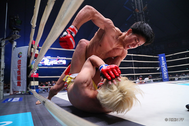 【格闘技】「RIZIN.28」朝倉海、“鬼神”のごとく打撃ラッシュで1R3分22秒TKO圧勝　「強くなって帰ってきた」 画像