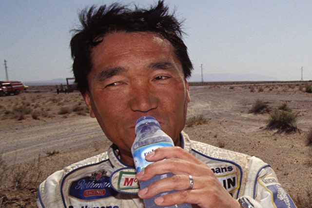 【今日は何の日・1/18~1/24】1997年1月19日「篠塚建次郎がパリダカ日本人初優勝」 画像