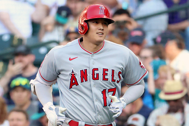 【MLB】大谷翔平、3階席へ“記録づくめ”の特大33号　殿堂入り右腕も感嘆「彼は人造人間」 画像