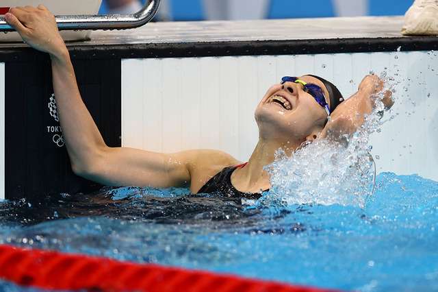 【東京五輪／競泳女子】大橋悠依が競泳個人メドレー2冠、金メダルの重圧跳ね返す　「後悔はないと言えるように泳ごうと」 画像