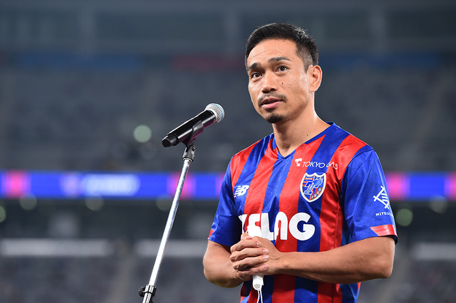 【サッカー】「このクラブで勝利したい」と長友佑都、11年ぶりFC東京復帰 画像