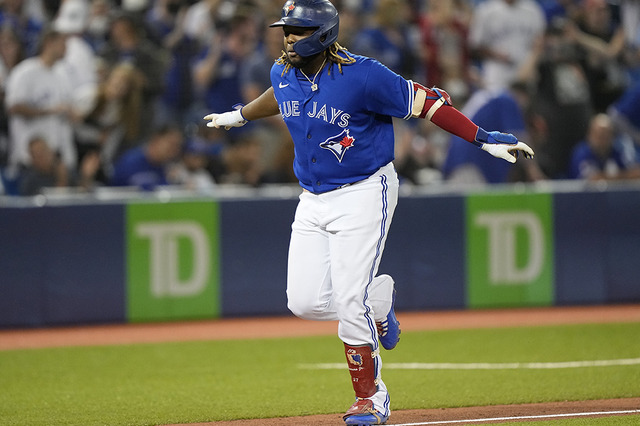 【MLB】ゲレーロJr.にトップの座を奪われた大谷翔平　チームの勢いが個人タイトルの行方にも影響か 画像