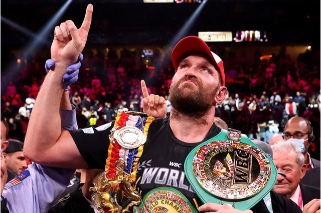 【ボクシング】フューリーがワイルダーに11回KO勝ち　両者合わせ5度ダウンの死闘の末 画像