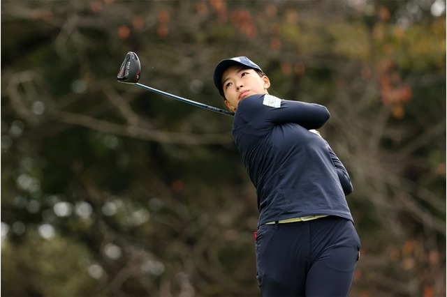 【ゴルフ】渋野日向子の新スイング、「マン振り」にもぶれず進化を証明　「一球入魂」の精神で劇的Ｖ　三菱電機レディス 画像