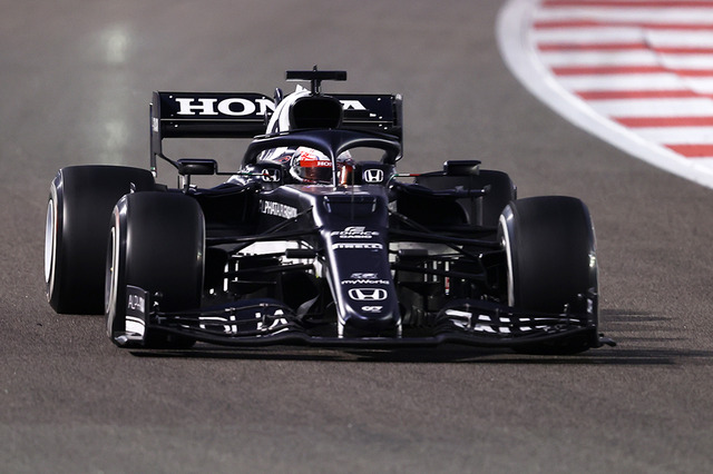 【F1】角田裕毅、最終戦評価はハミルトンとフェルスタッペンに次ぐ3番手「格上レーサー達を上回った」 画像