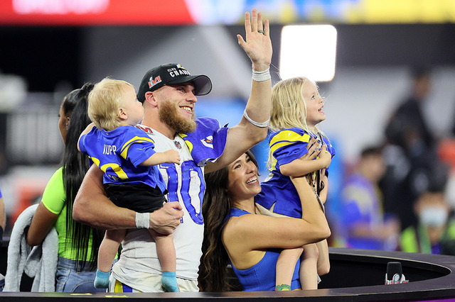 【NFL】スーパーボウル第56回、ロサンゼルス・ラムズが残り89秒逆転タッチダウンで22年ぶり栄冠 画像