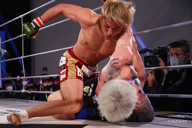 【格闘技/RIZIN LANDMARK vol.2】平本蓮、涙のMMA2連敗も「負けてない」 “二刀流”鈴木千裕が判定勝ち 画像