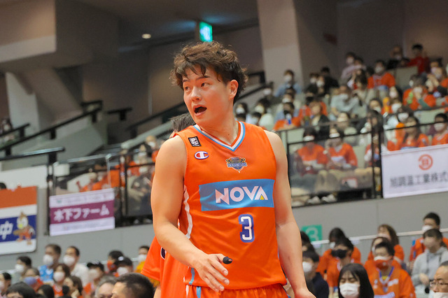 【Bリーグ】広島ドラゴンフライズ移籍の辻直人が川崎ブレイブサンダース戦で痛感した古巣・旧友たちの「壁」 画像