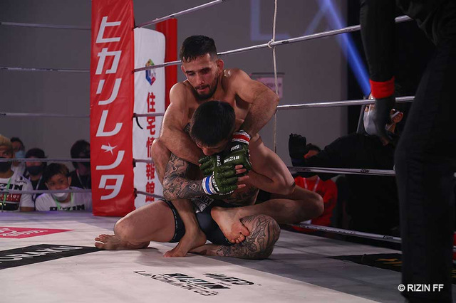 【格闘技／RIZIN LANDMARK vol.3】“鬼神”クレベル・コイケ、開始わずか「1分37秒」で宣言通りの一本勝ち 画像