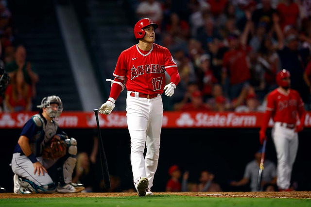 【MLB】「ボールを破壊した」大谷翔平、3試合ぶりの今季16号 飛距離140メートル特大弾に現地実況も驚き 画像