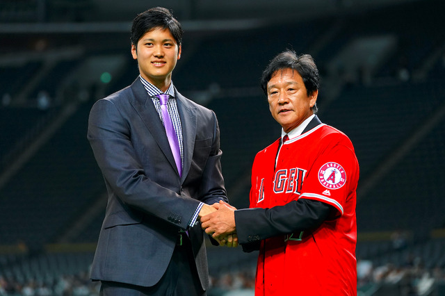 【WBC】栗山英樹監督MLB視察、「100マイルの見たことない投球」と危機感　大谷翔平参加についての発言は控える 画像