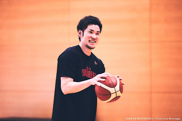【Bリーグ】稀代のシューター金丸晃輔が新天地・三遠ネオフェニックスで求めるバスケとは… 画像