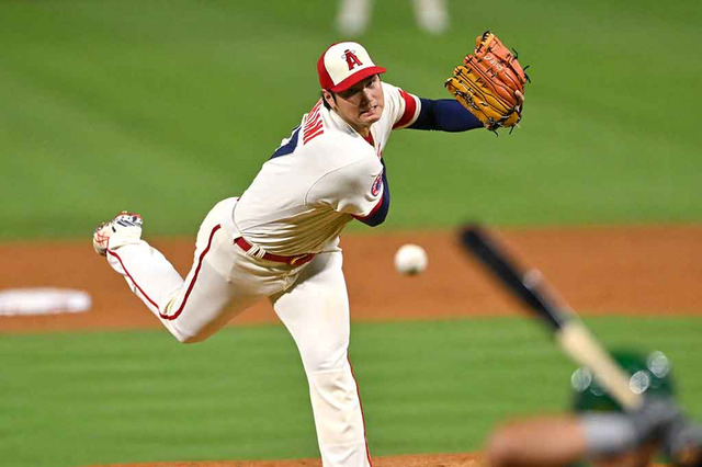 【MLB】大谷翔平、8回2死までノーヒットノーランに現地記者も緊迫 ファンから「黙って!」とクレームも球場はMVPコール 画像