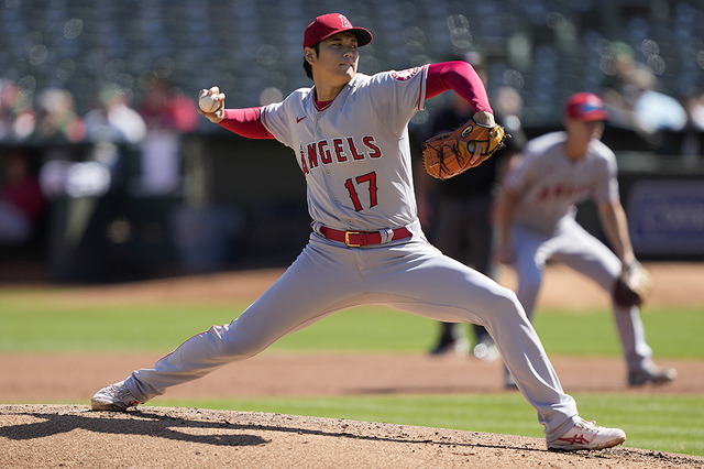 【MLB】大谷翔平、最終戦で史上初“ダブル規定”達成も16勝目ならず　5回1安打6奪三振1失点で降板　 画像