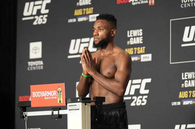 【格闘技／UFC】元RIZIN王者マネル・ケイプが痛恨の体重超過…リリース回避には難敵相手の“完勝”が必須 画像