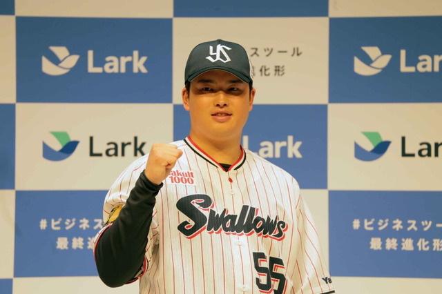 【プロ野球】村上宗隆がビジネスツールの新CMに登場、神田明神で「日本一奪還、リーグ三連覇、世界一」と宣言 画像