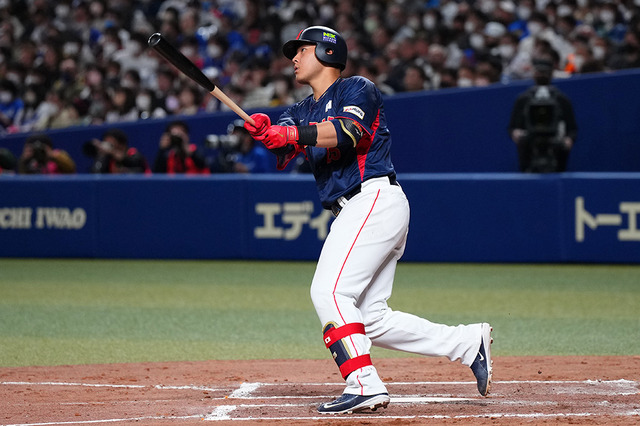 【WBC】好調の岡本和真が侍ジャパン壮行試合第1号 レフトへの勝ち越し弾で強烈アピール 画像