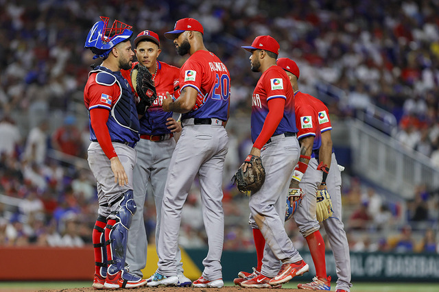 【WBC】優勝候補本命ドミニカ共和国は投打に精彩欠き黒星スタート　“サイ・ヤング賞右腕”アルカンタラが3失点 画像