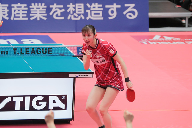 【Tリーグ】帰国直後にPO2勝の早田ひな「どんな時でも戦う」と覚悟　ファイナルへは「今日の試合はプラス」と前を向く 画像