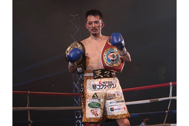 【ボクシング】那須川天心デビュー戦でIBF世界フェザー級挑戦者決定戦に挑む阿部麗也　「仕事があっても強くなれる」を証明 画像