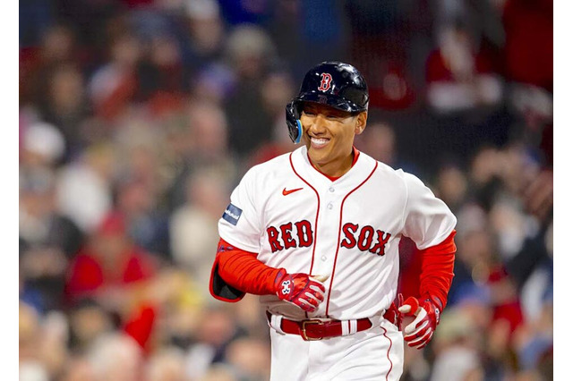 【MLB】吉田正尚、メジャー第1号は特大グリーンモンスター越えの同点弾 画像