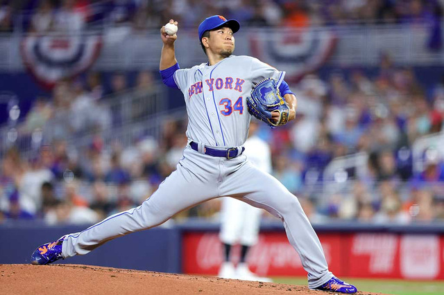【MLB】秘技対決、千賀滉大の「ゴースト・フォーク」に対しグリエルが「ゴースト・バット」を披露 画像
