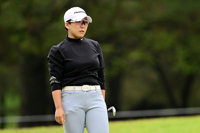 【女子ゴルフ】申ジエが単独首位守る、1打差に岩井明愛、2打差に葭葉ルミ　KKT杯バンテリンレディス2日目 画像