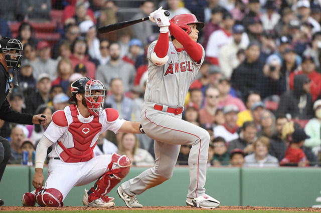 【MLB】大谷翔平、勝ち越しタイムリーで今季4度目マルチ　打率は.319へ上昇、連続試合出塁を「36」に伸ばす 画像