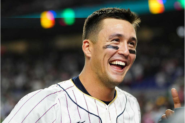 【MLB】ラーズ・ヌートバーが“侍ジャパン”レジェンド、イチローと邂逅　「国際的なスーパースターたち」と球団も投稿 画像