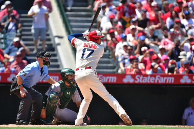 【MLB】大谷翔平、6回5失点も今季4勝目 単打、二塁打、三塁打…第5打席の“大飛球”に本拠地ファン熱狂 画像