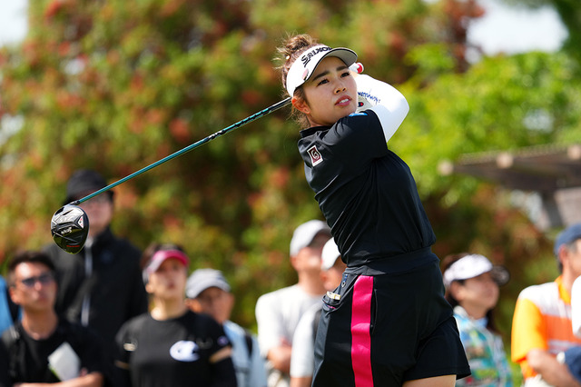 【女子ゴルフ】山下美夢有が首位堅持、岩井明愛が大会新10アンダーで2位浮上　ニチレイレディス2日目 画像