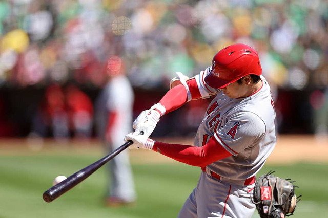 【MLB】大谷翔平、実況も「ロケットだ」と称賛の182キロ弾丸適時三塁打で打撃二冠 今季23度目マルチもエ軍は連勝ならず 画像