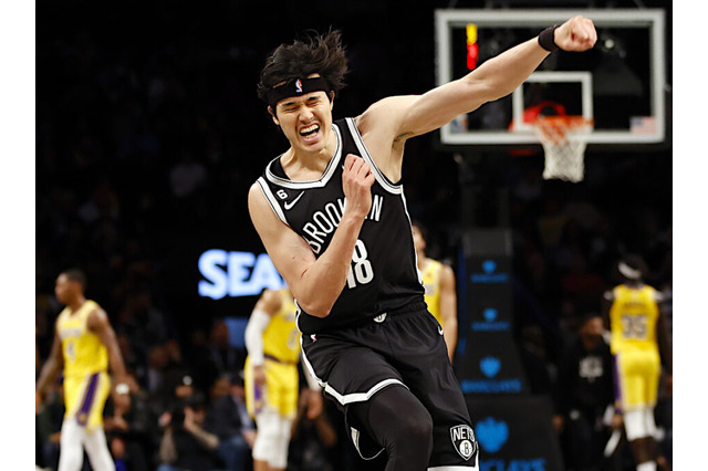 【NBA】渡邊雄太がレプリカ・ジャージー売上ランキングで首位 ネッツもチーム・トップに 画像